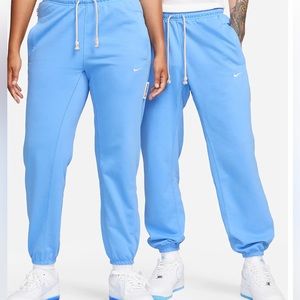 Nike Men’s Basketball Pants, mid-weight